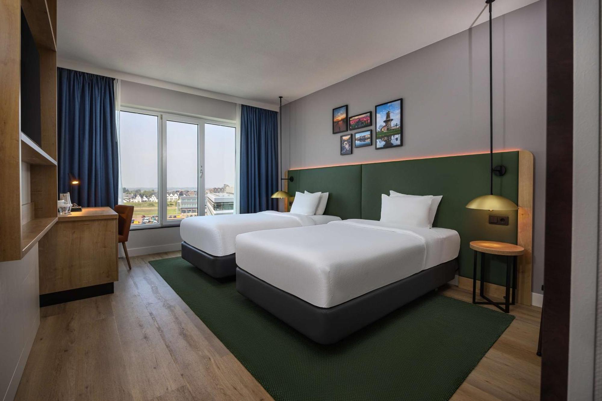 Hilton Garden Inn Leiden Bagian luar foto