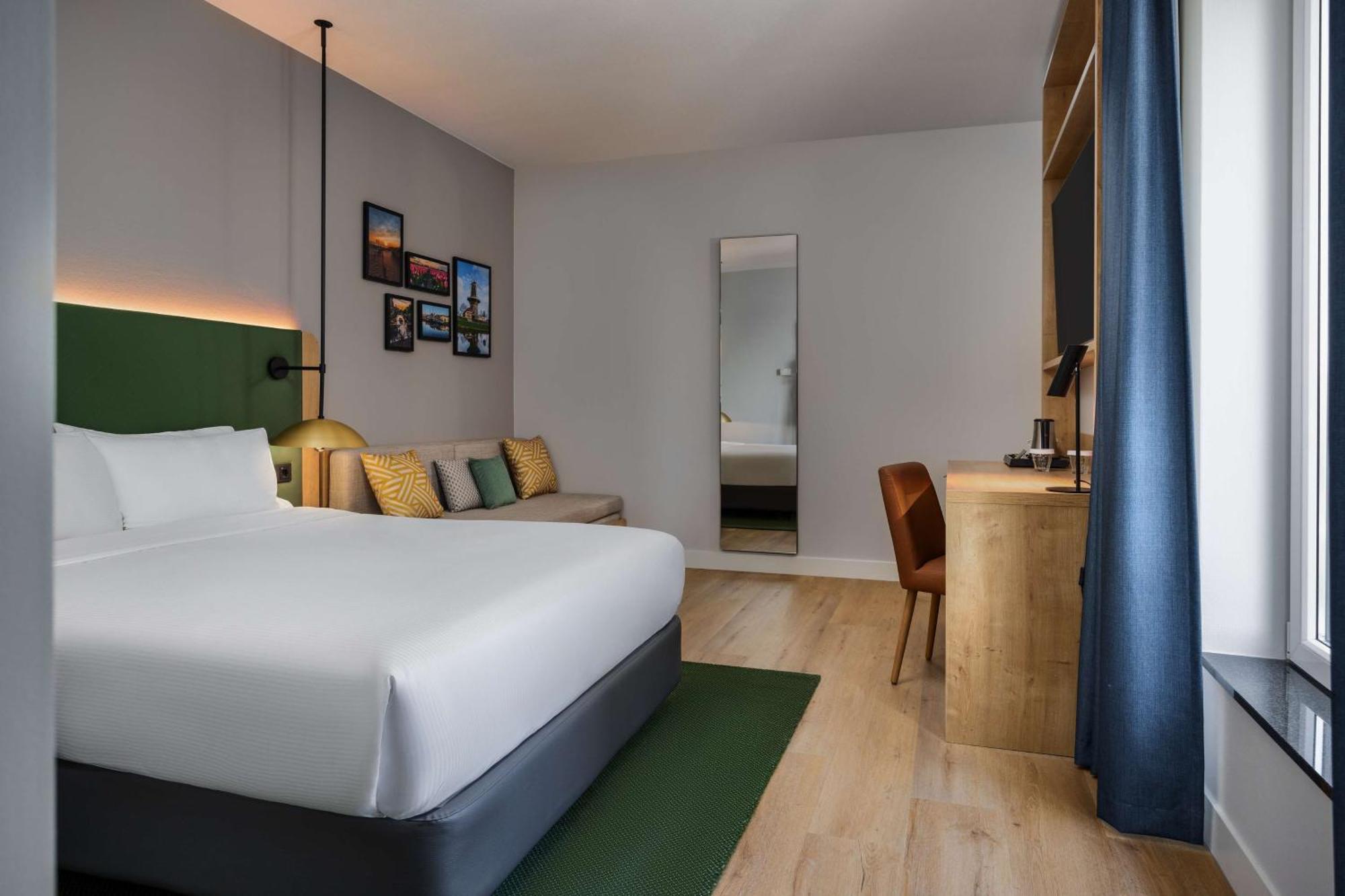 Hilton Garden Inn Leiden Bagian luar foto