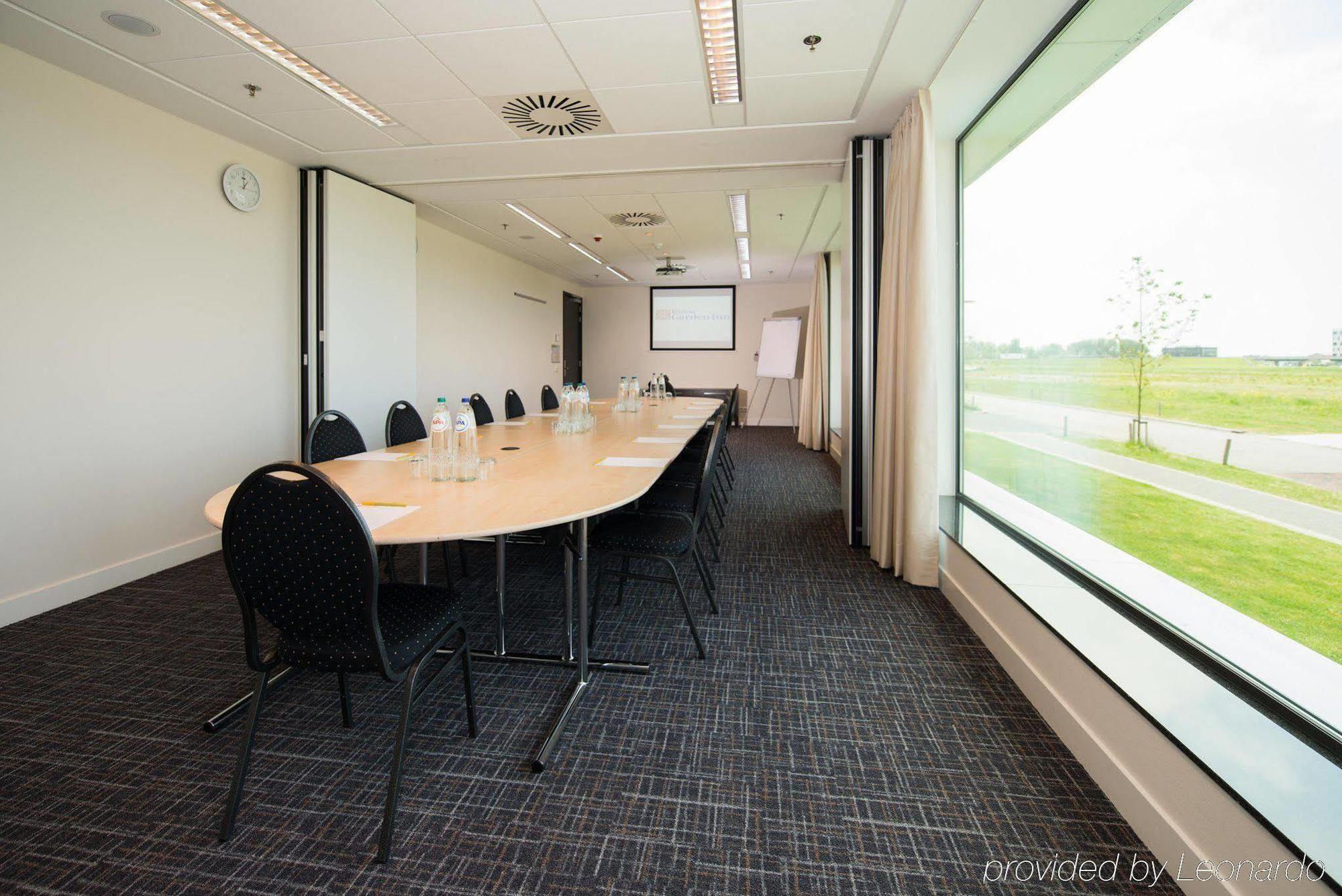 Hilton Garden Inn Leiden Bagian luar foto